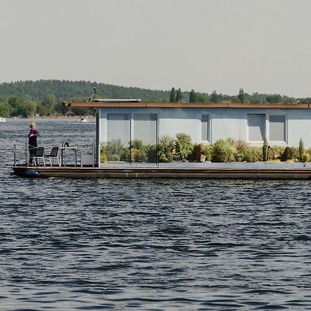 Feststehendes Hausboot 호텔 Kolonie Zern 외부 사진